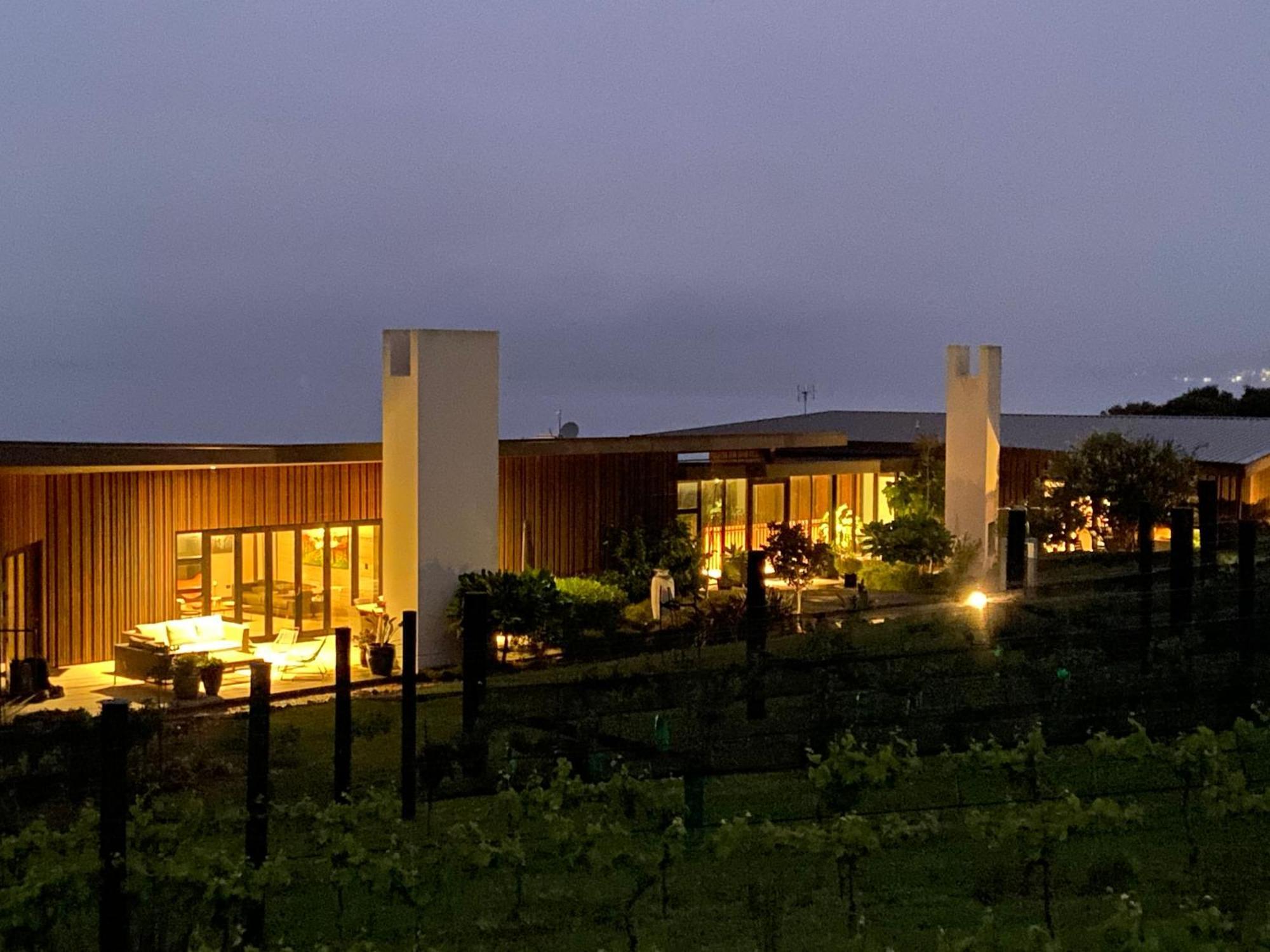 La Bodega Waiheke Island 호텔 Surfdale 외부 사진